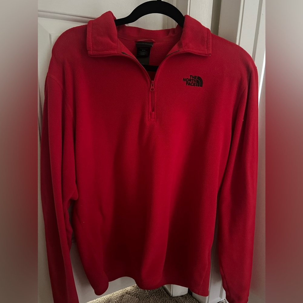 Mens red Northface 1/4 zip fleece